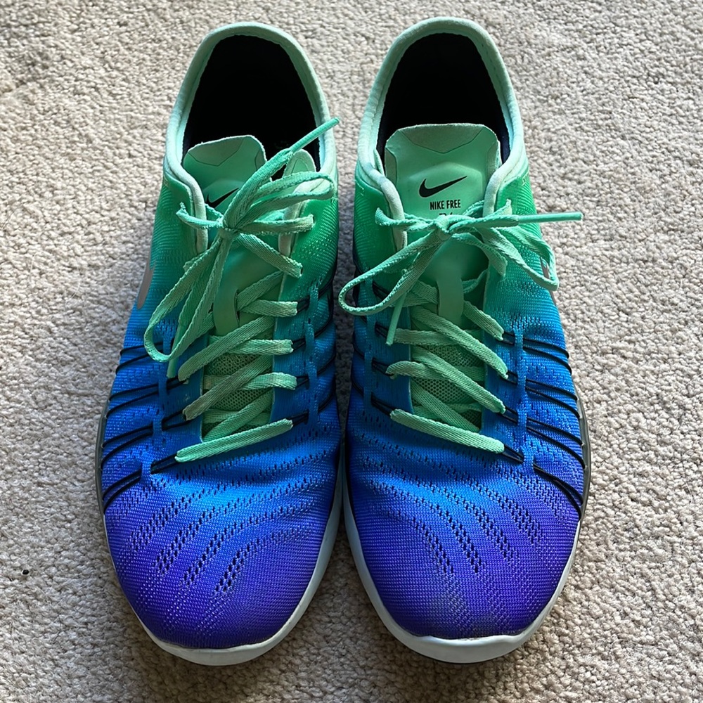 Nike Free TR 6